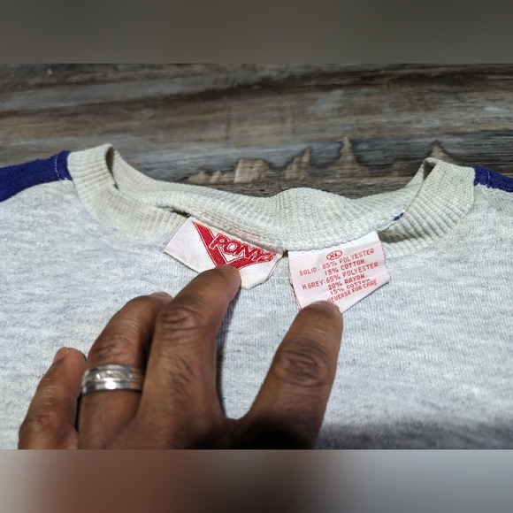 90s Pony Crewneck - Picture 2 of 6